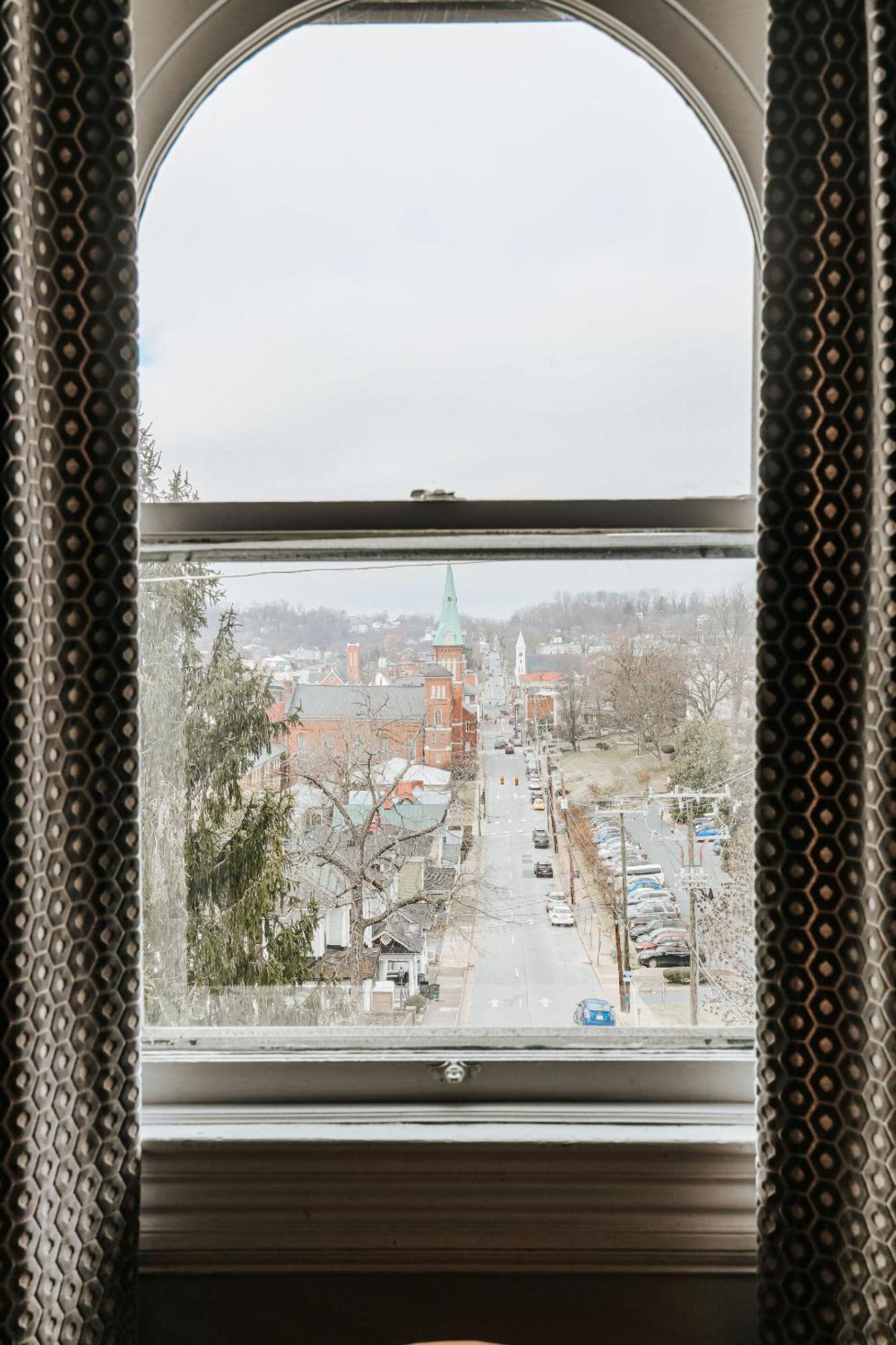 The Historic Berkeley Place Стонтон Екстер'єр фото